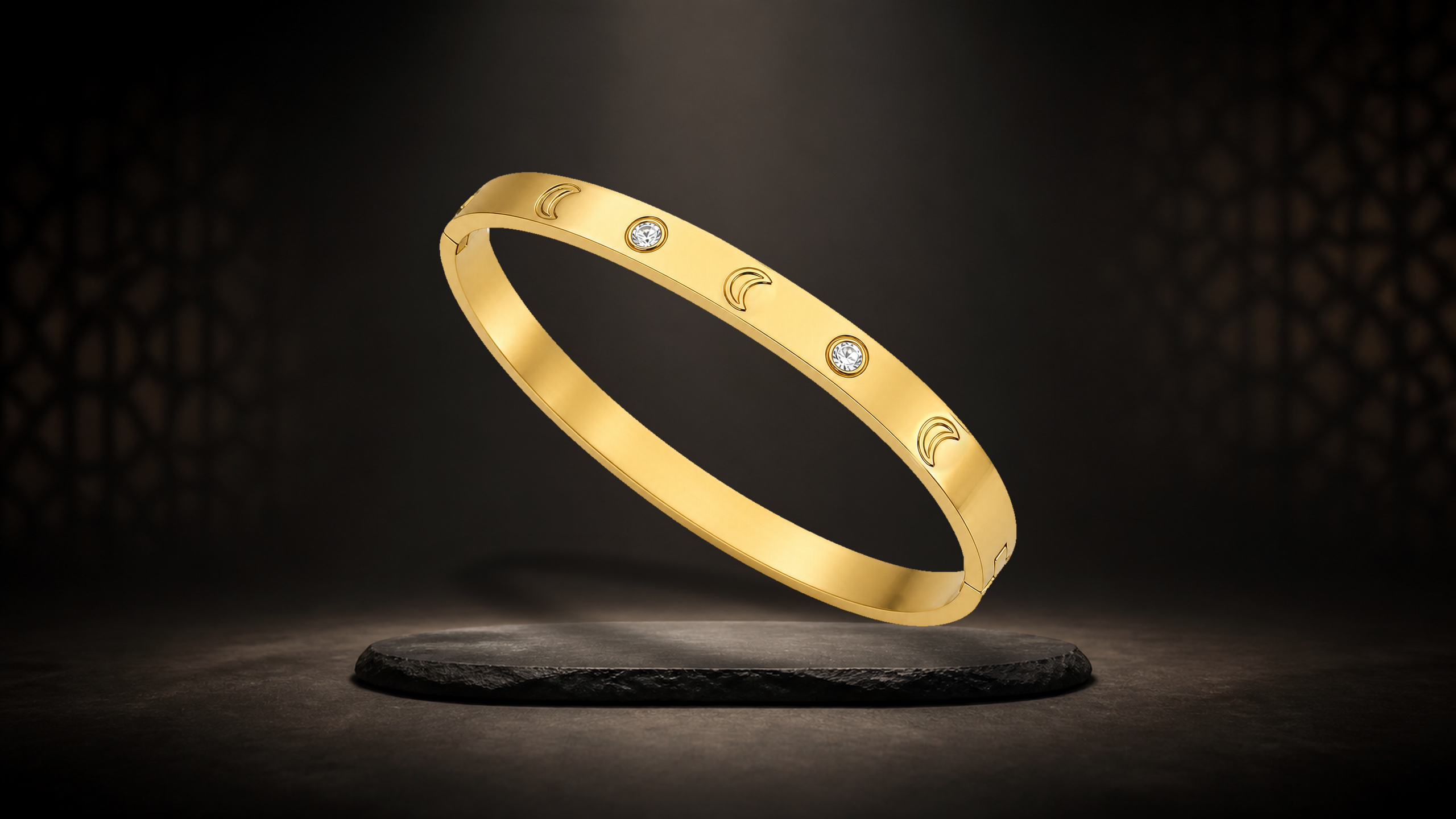 Full Cuff Bracelet Moon - Gold, image 1